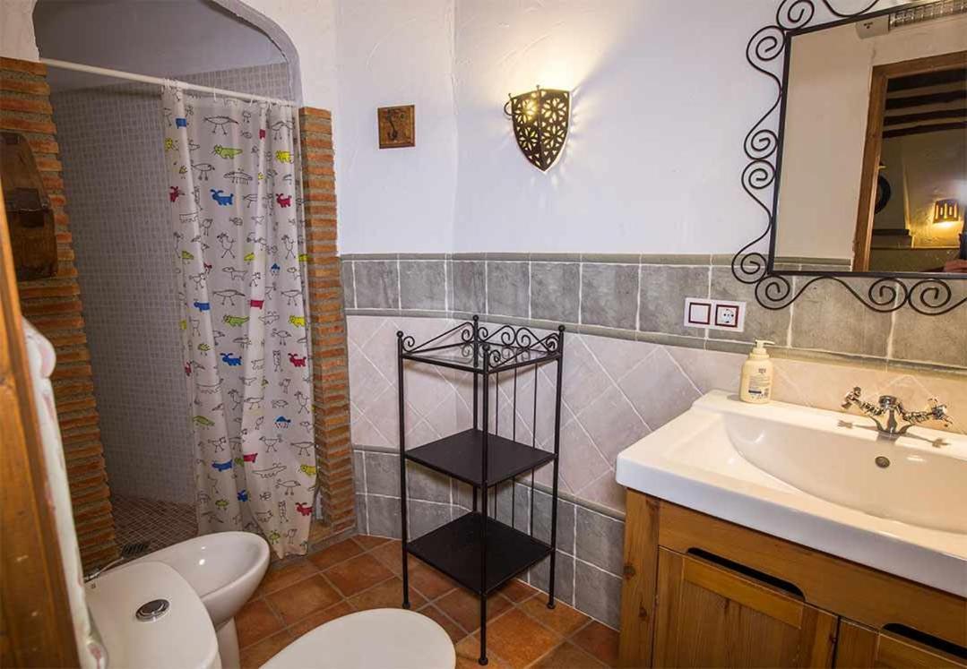 Casas Cueva El Mirador De Galera Guest House Eksteriør bilde